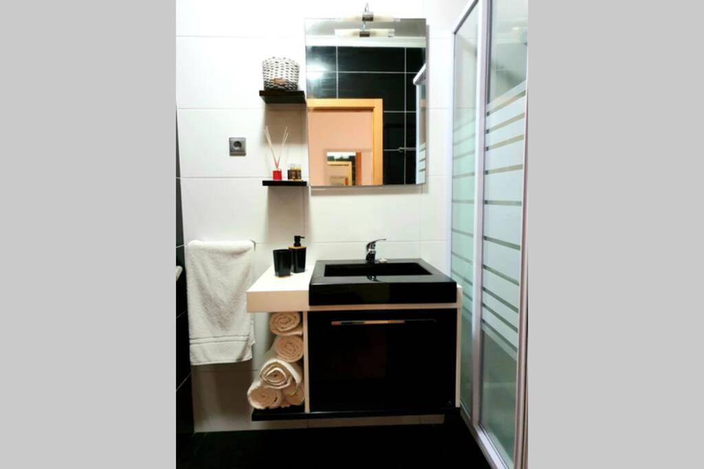 شقة Hill & Sea House هيبيرا غْريندي المظهر الخارجي الصورة